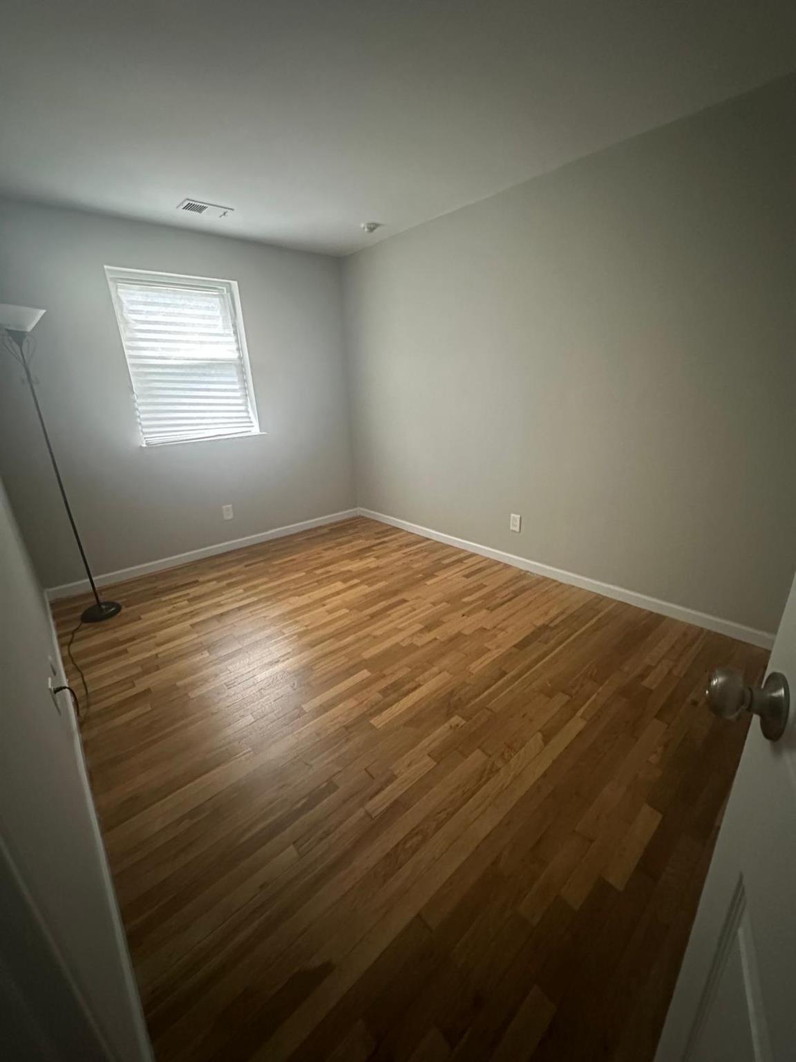 #7 photo, 105 Artist Lake Drive, Middle Island , NY 11953