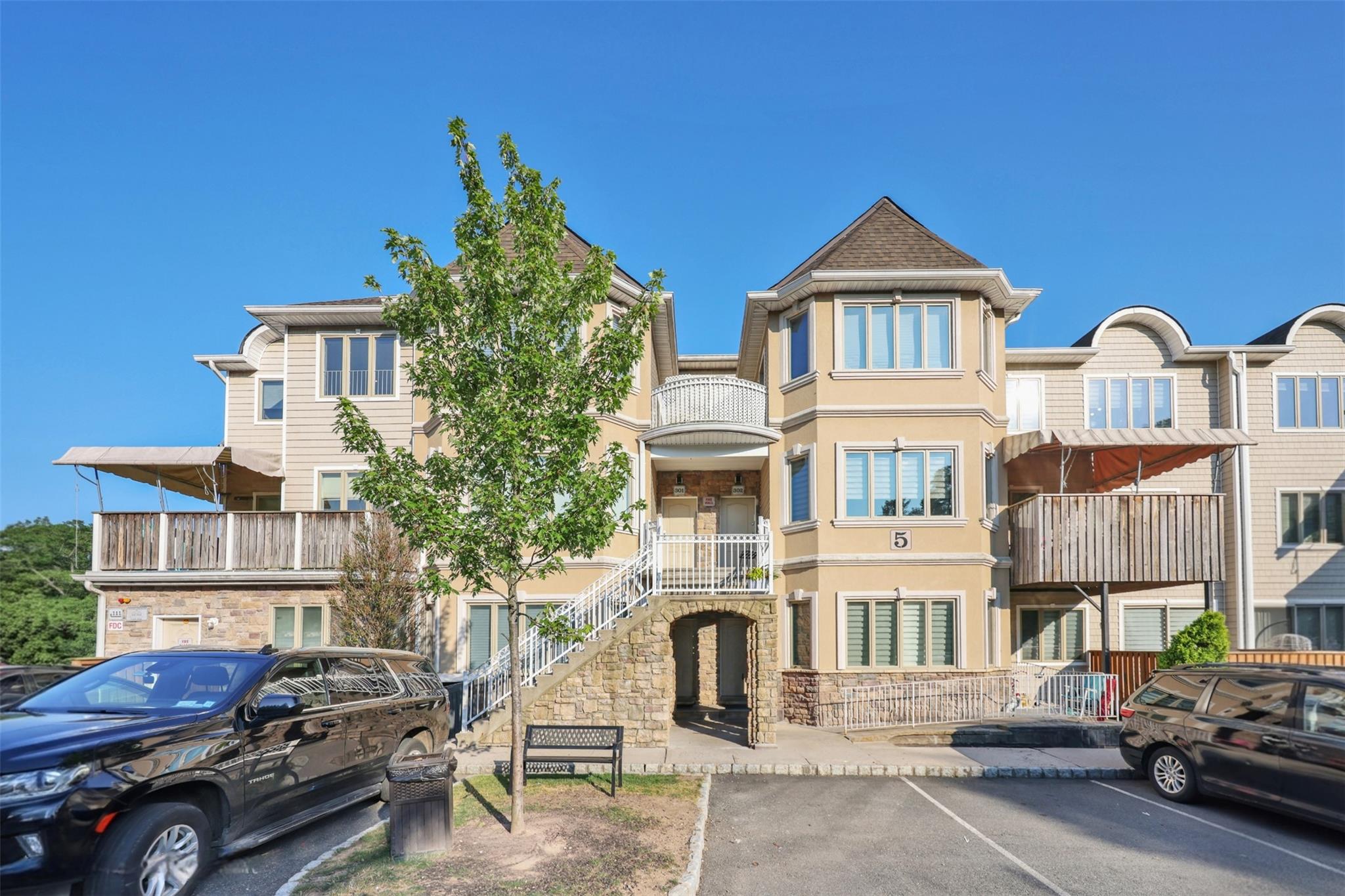 #1 photo, 5 Rose Garden Way, Monsey , NY 10952