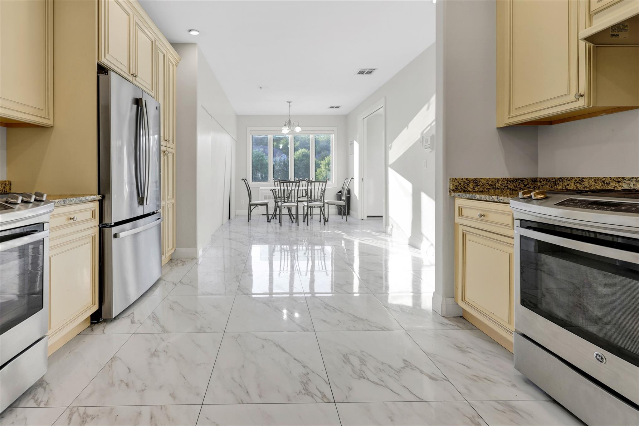 #7 photo, 5 Rose Garden Way, Monsey , NY 10952