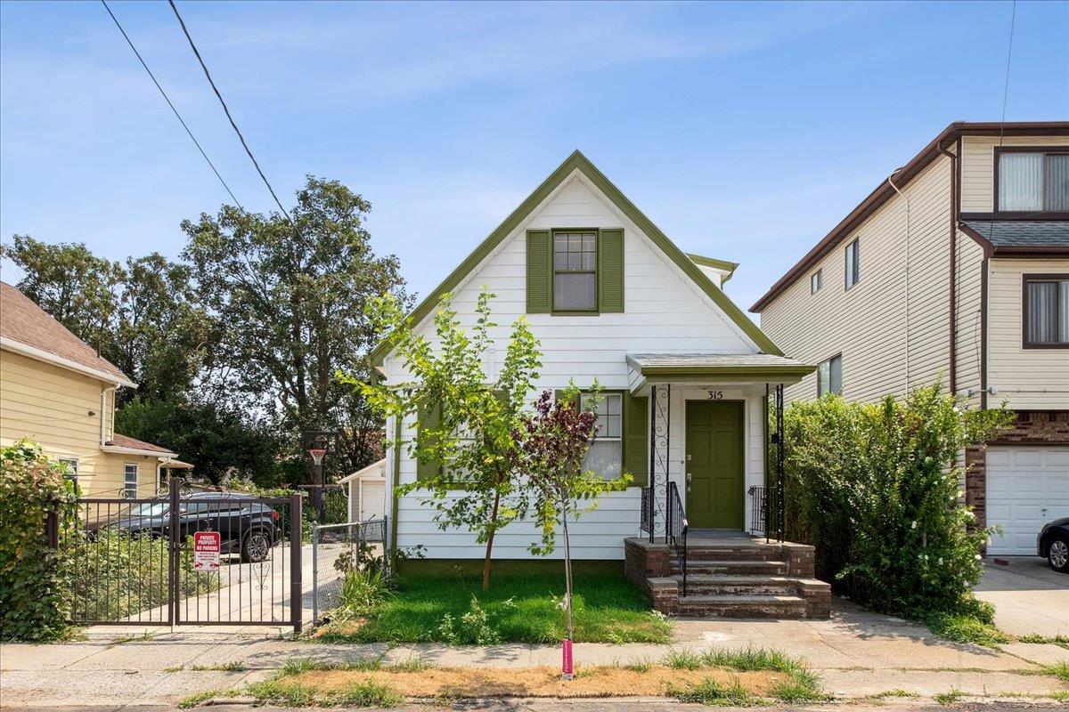 #1 photo, 315 Oder Avenue, स्टेटन द्वीप Staten Island , NY 10304