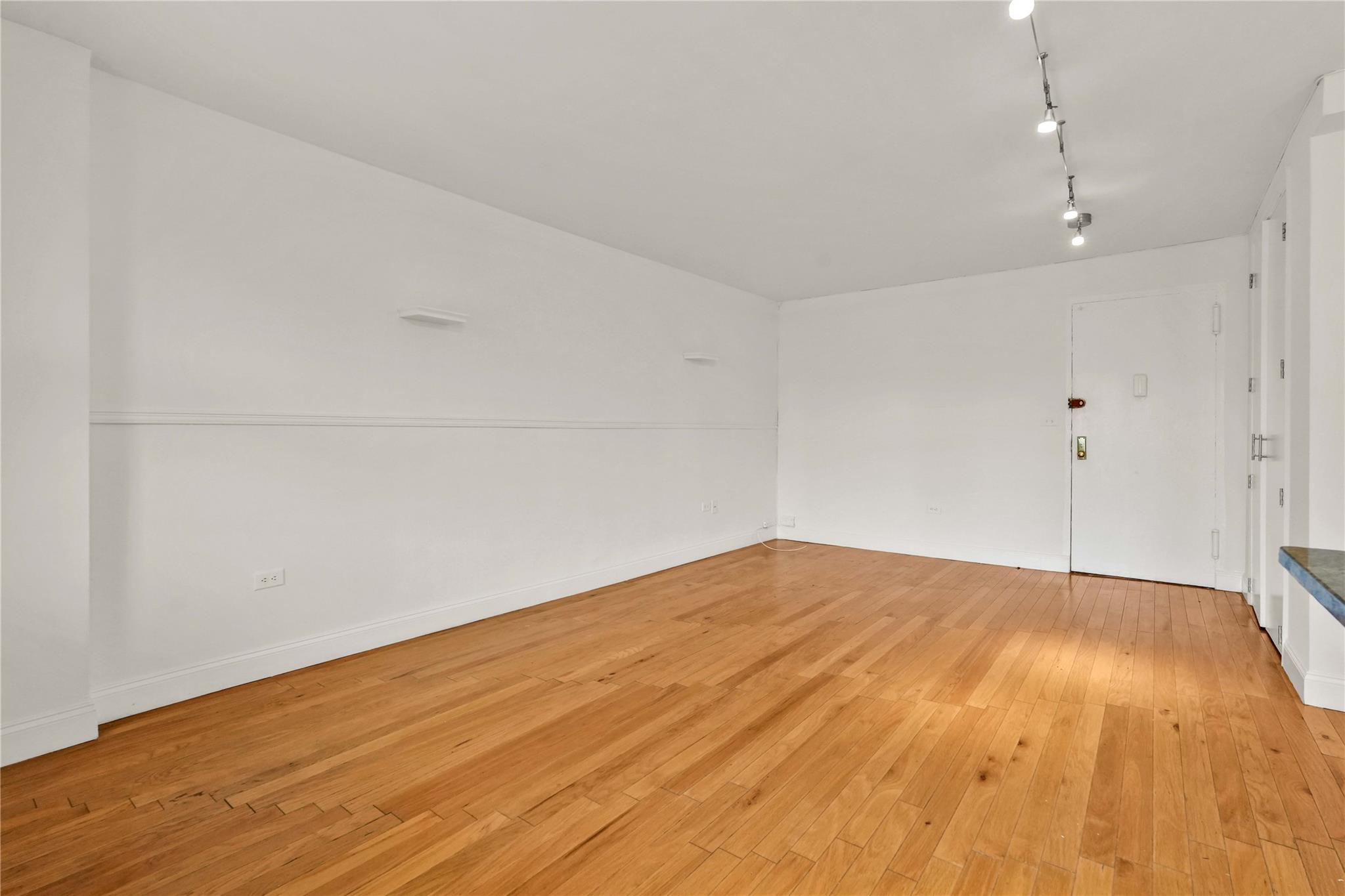 #8 photo, 1065 Vermont Street, ブルックリン区 Brooklyn , NY 11207