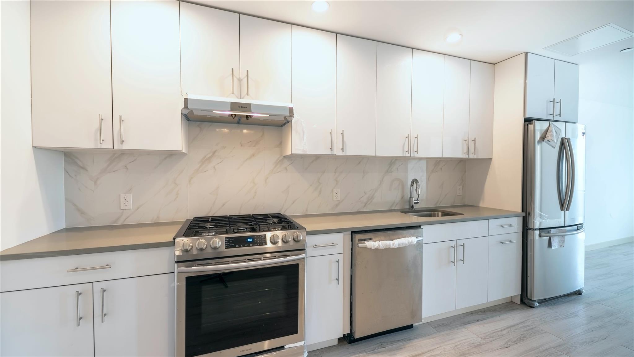 #1 photo, 1450 110th Street, كوينز College Point , NY 11356