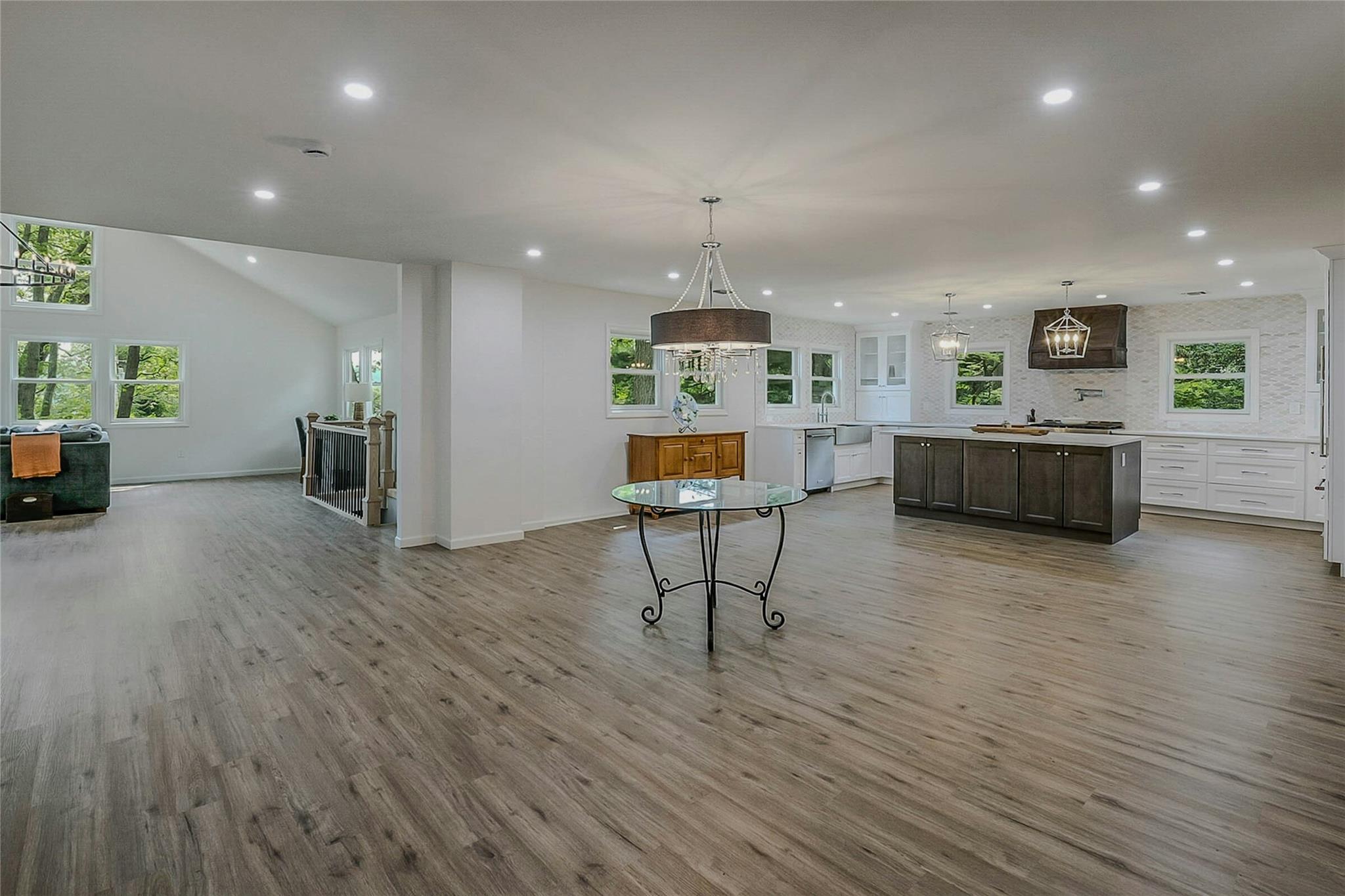 #12 photo, 25 Spring Hollow Road, サフォーク郡 Centerport , NY 11721