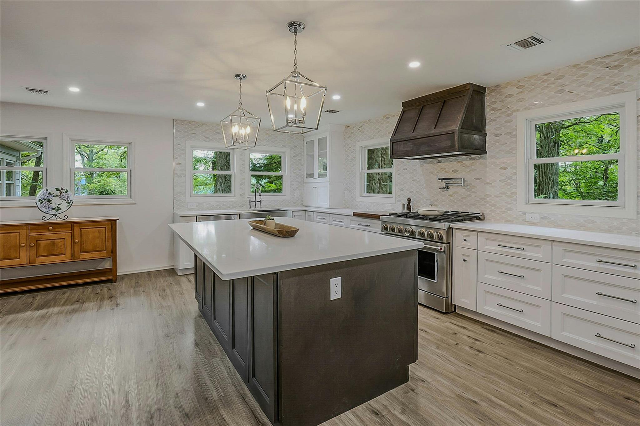 #7 photo, 25 Spring Hollow Road, サフォーク郡 Centerport , NY 11721