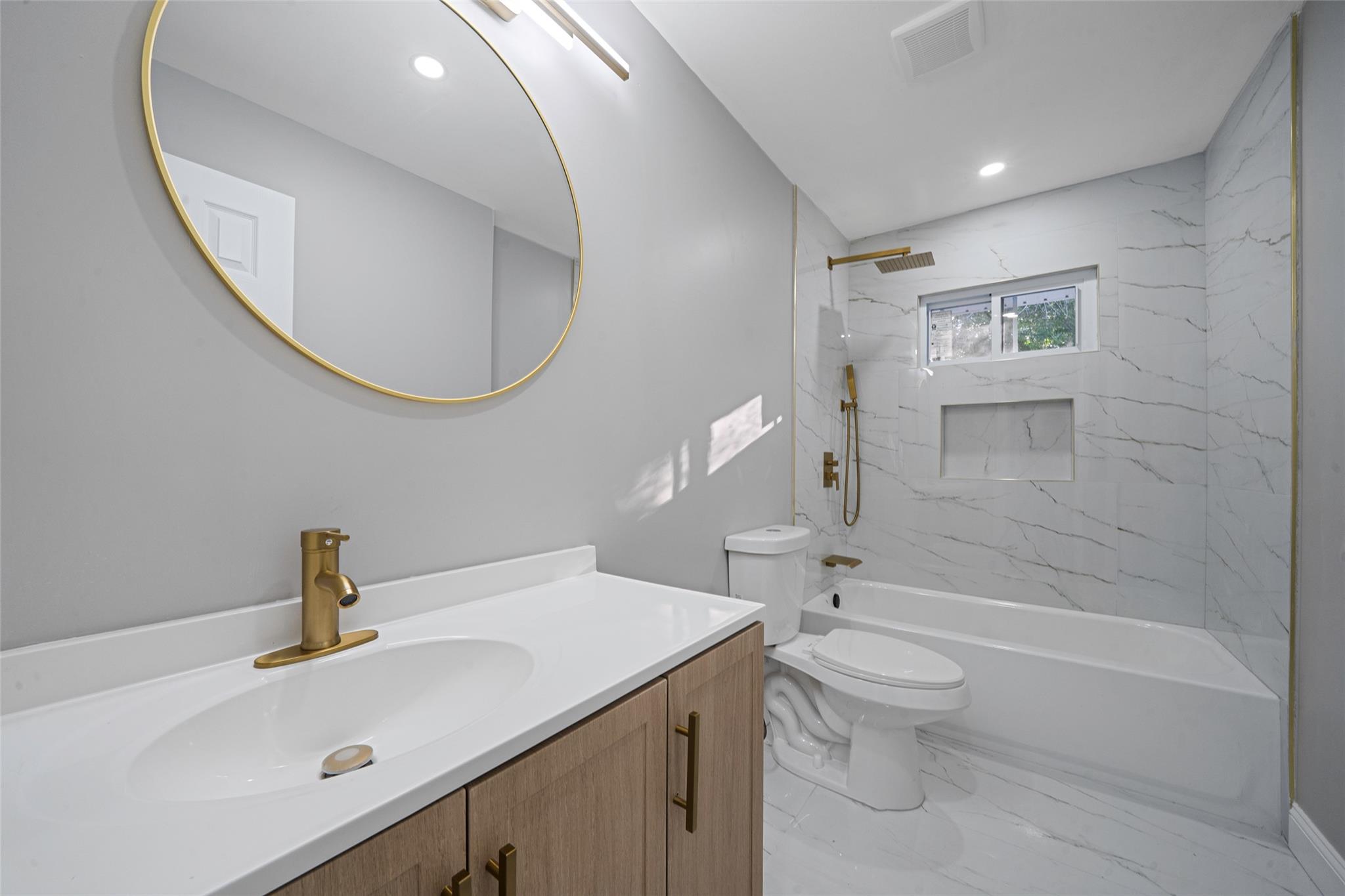 #12 photo, 128 N 22nd Street, Wheatley Heights , NY 11798