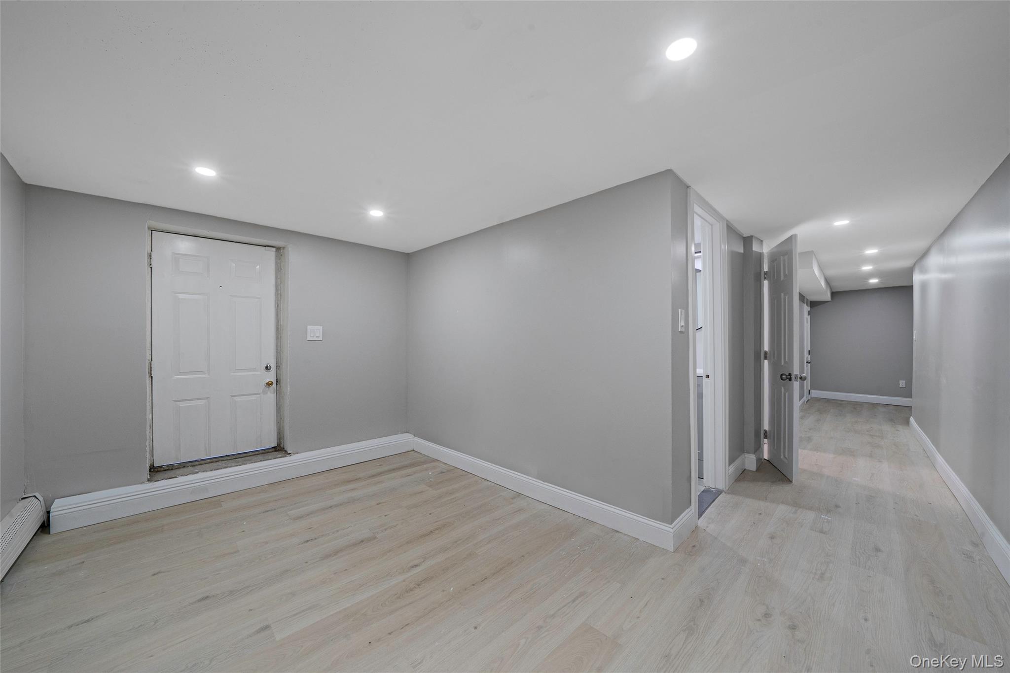 #19 photo, 128 N 22nd Street, Wheatley Heights , NY 11798