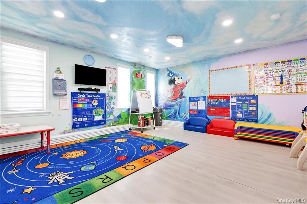 #11 photo, 726 Manor Court, ブルックリン区 Brooklyn , NY 11235