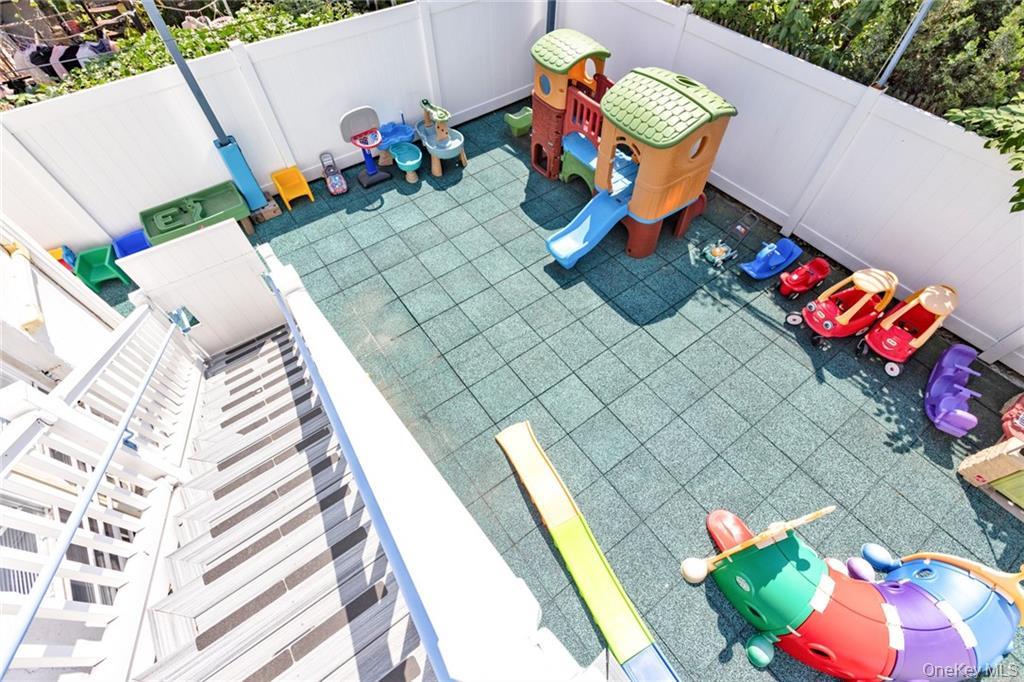 #15 photo, 726 Manor Court, ブルックリン区 Brooklyn , NY 11235