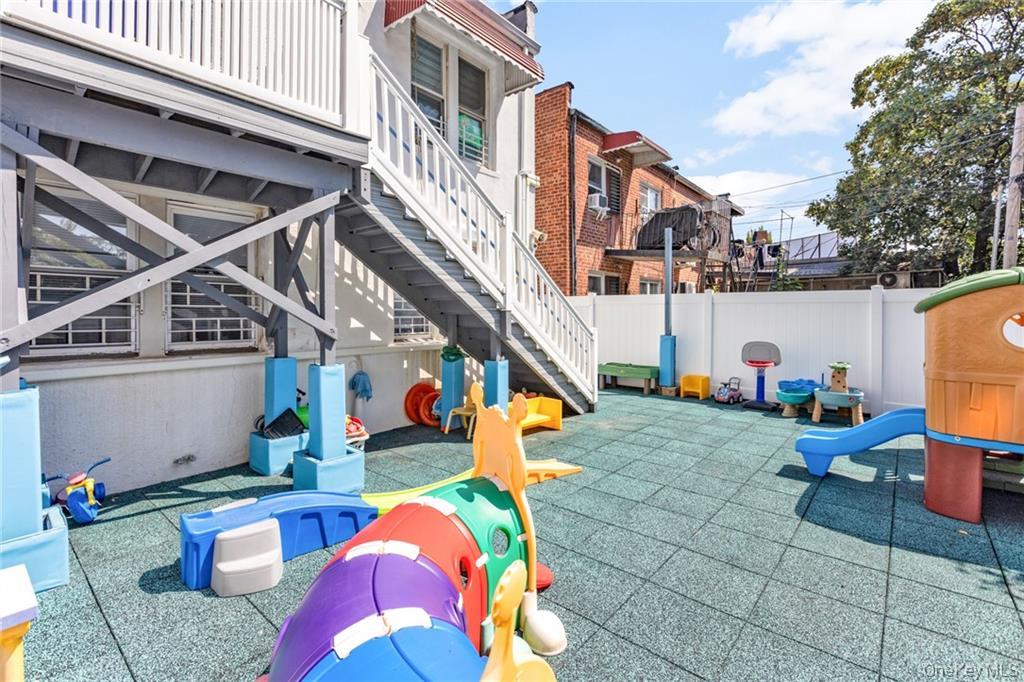 #18 photo, 726 Manor Court, ブルックリン区 Brooklyn , NY 11235