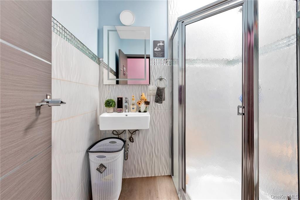 #4 photo, 726 Manor Court, ブルックリン区 Brooklyn , NY 11235