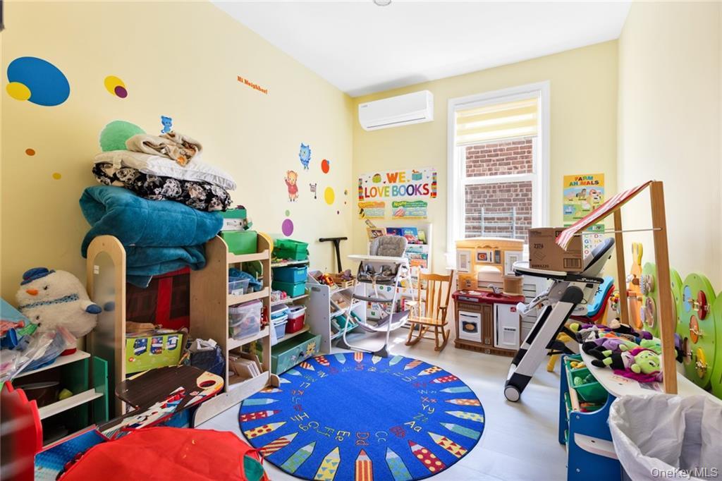 #6 photo, 726 Manor Court, ブルックリン区 Brooklyn , NY 11235