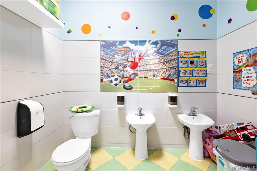 #7 photo, 726 Manor Court, ブルックリン区 Brooklyn , NY 11235