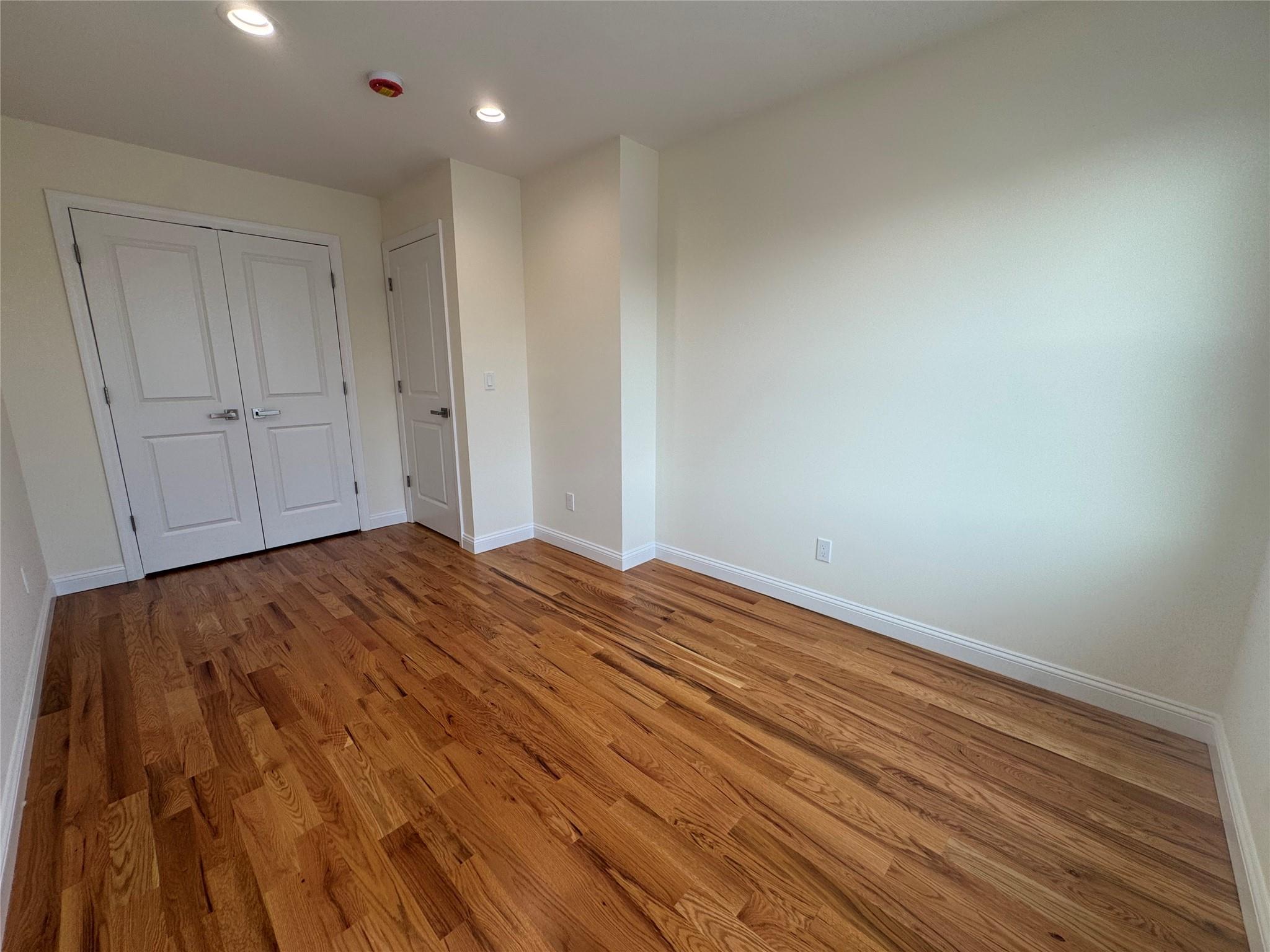 #14 photo, 102B Elm Avenue, Glen Cove , NY 11542