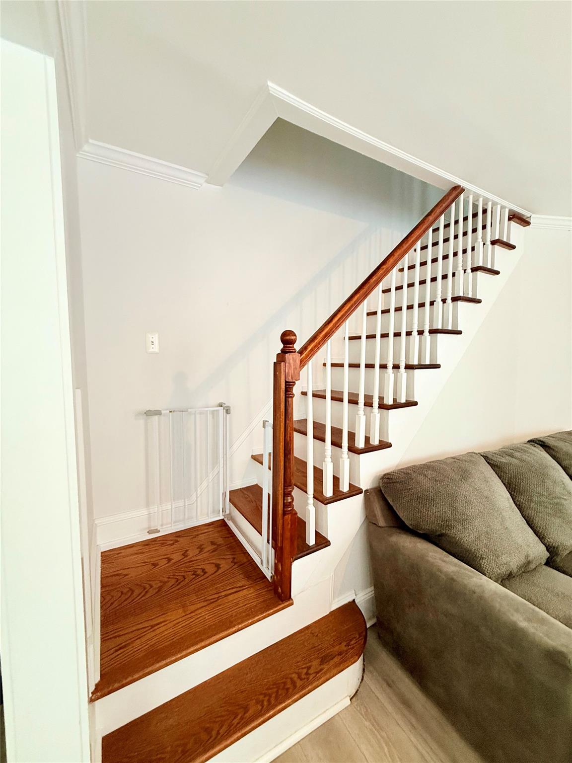 #13 photo, 815 Carpenter Place, Mamaroneck , NY 10543