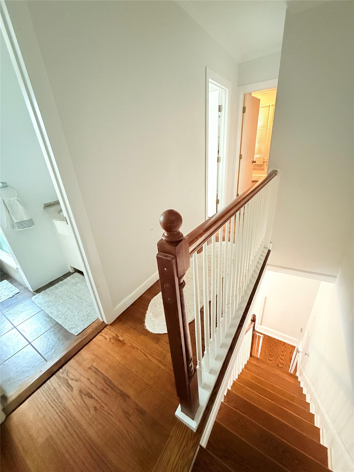 #14 photo, 815 Carpenter Place, Mamaroneck , NY 10543