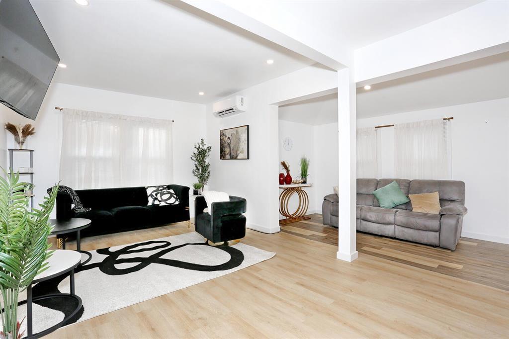 #11 photo, 350 Old Post Road, Marlboro , NY 12542