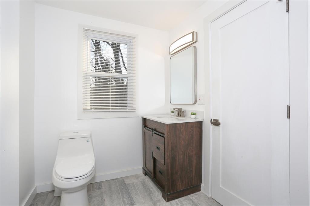 #13 photo, 350 Old Post Road, Marlboro , NY 12542