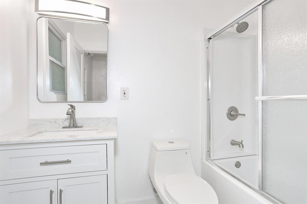 #19 photo, 350 Old Post Road, Marlboro , NY 12542