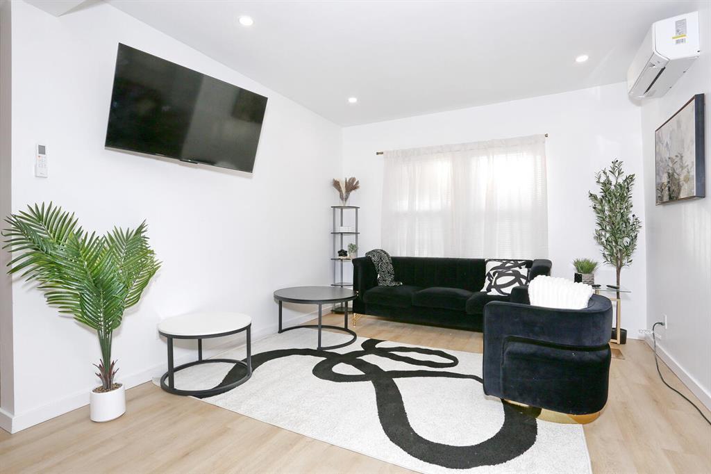 #6 photo, 350 Old Post Road, Marlboro , NY 12542