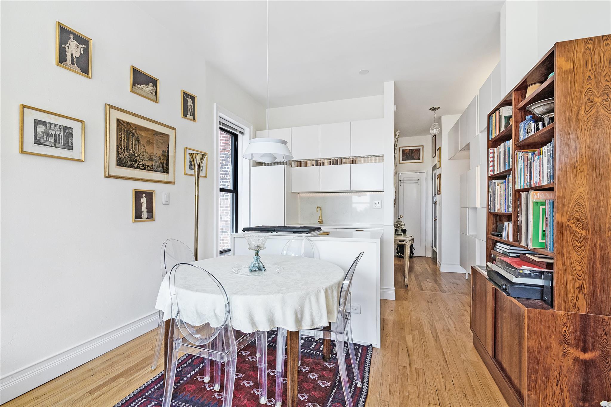 #4 photo, 140 Claremont Avenue, New York (Manhattan) , NY 10027
