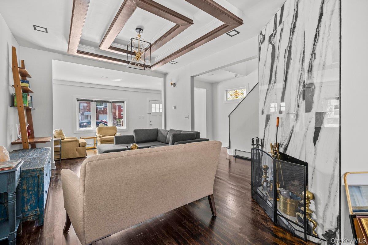 #10 photo, 916 Clarence Avenue, Bronx , NY 10465