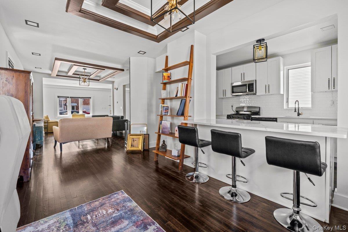 #13 photo, 916 Clarence Avenue, Bronx , NY 10465