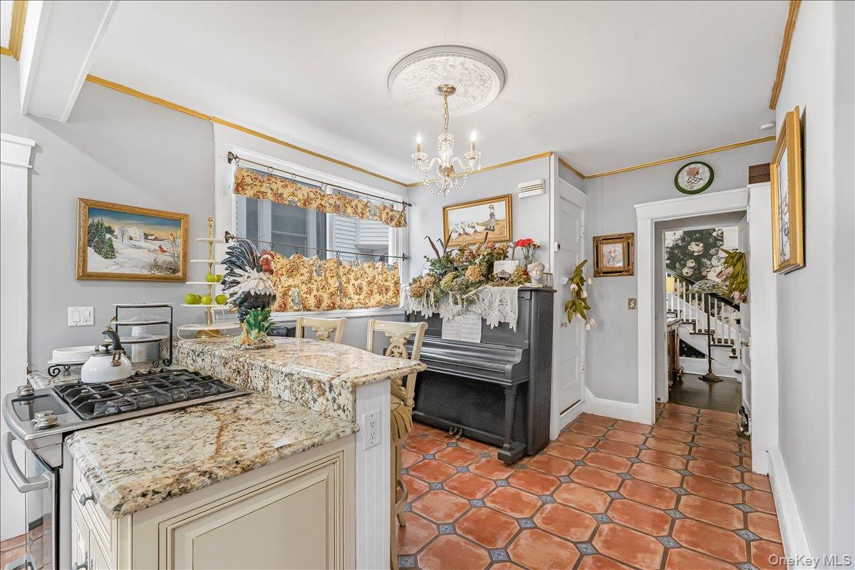 #5 photo, 375 Park Avenue, Yonkers , NY 10703