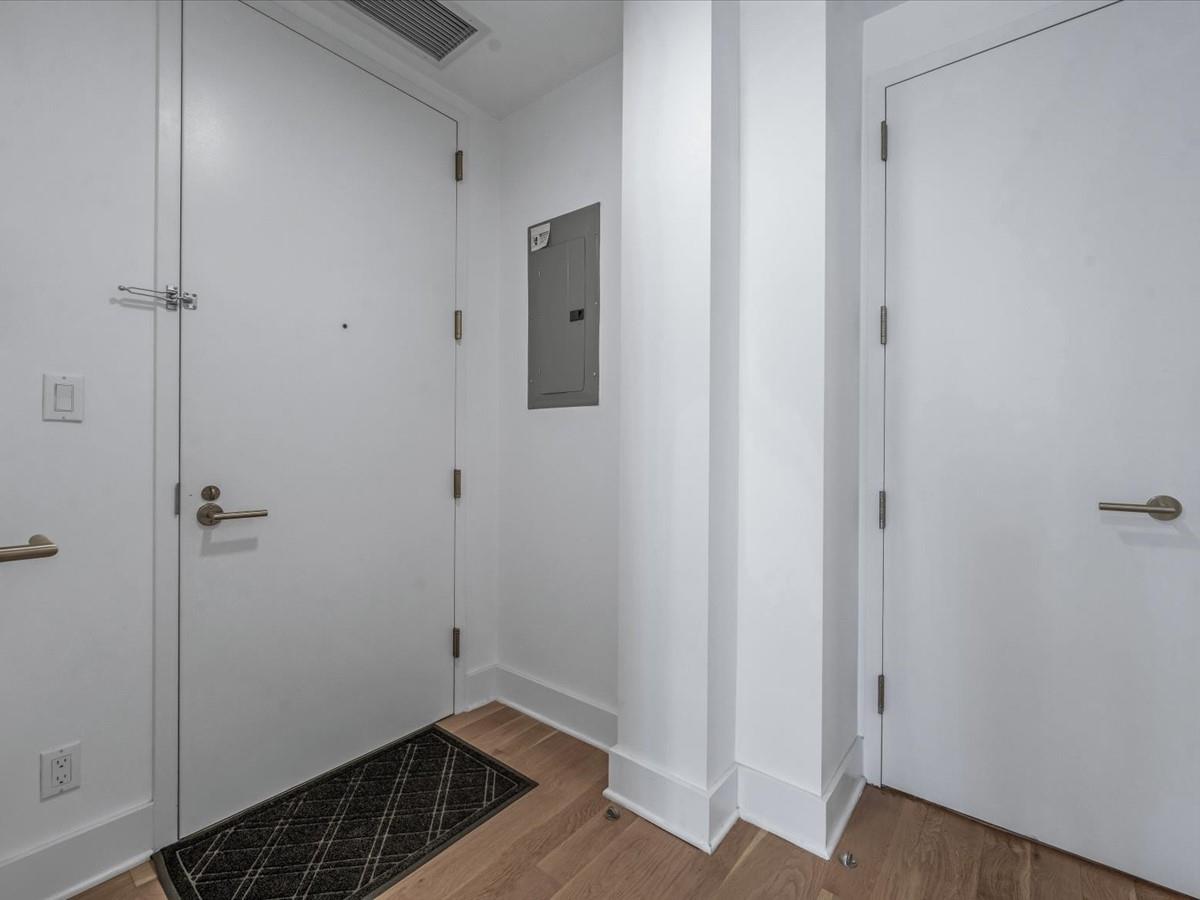 #3 photo, 2110 44th Drive, クイーンズ区 Long Island City , NY 11101