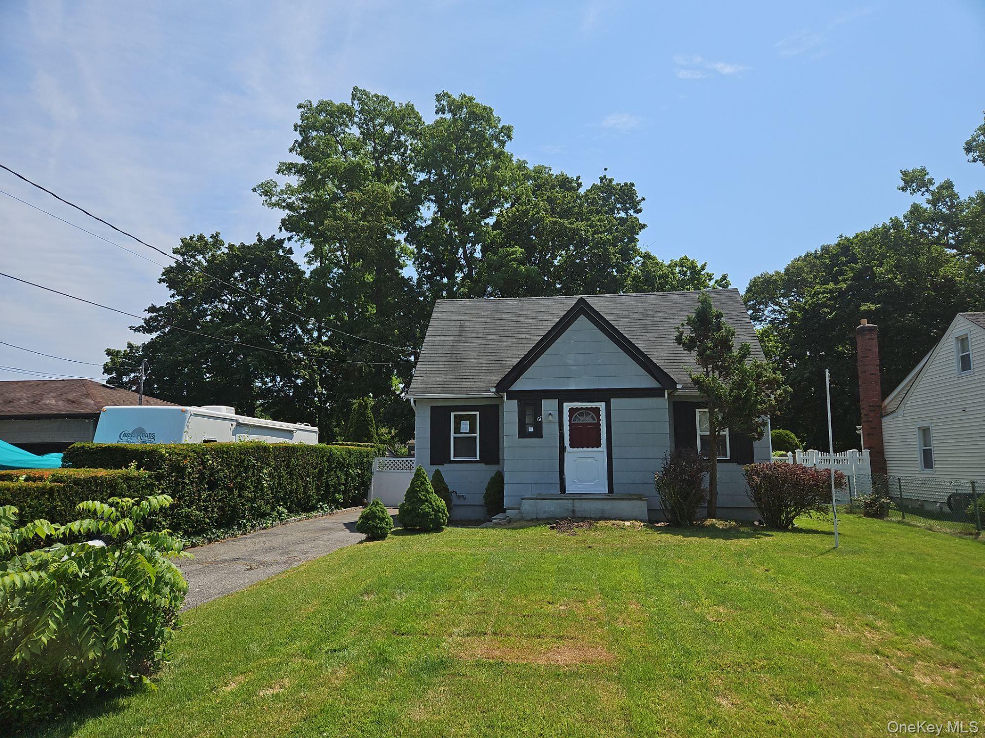 #1 photo, 67 King Street, سوفولك Kings Park , NY 11754