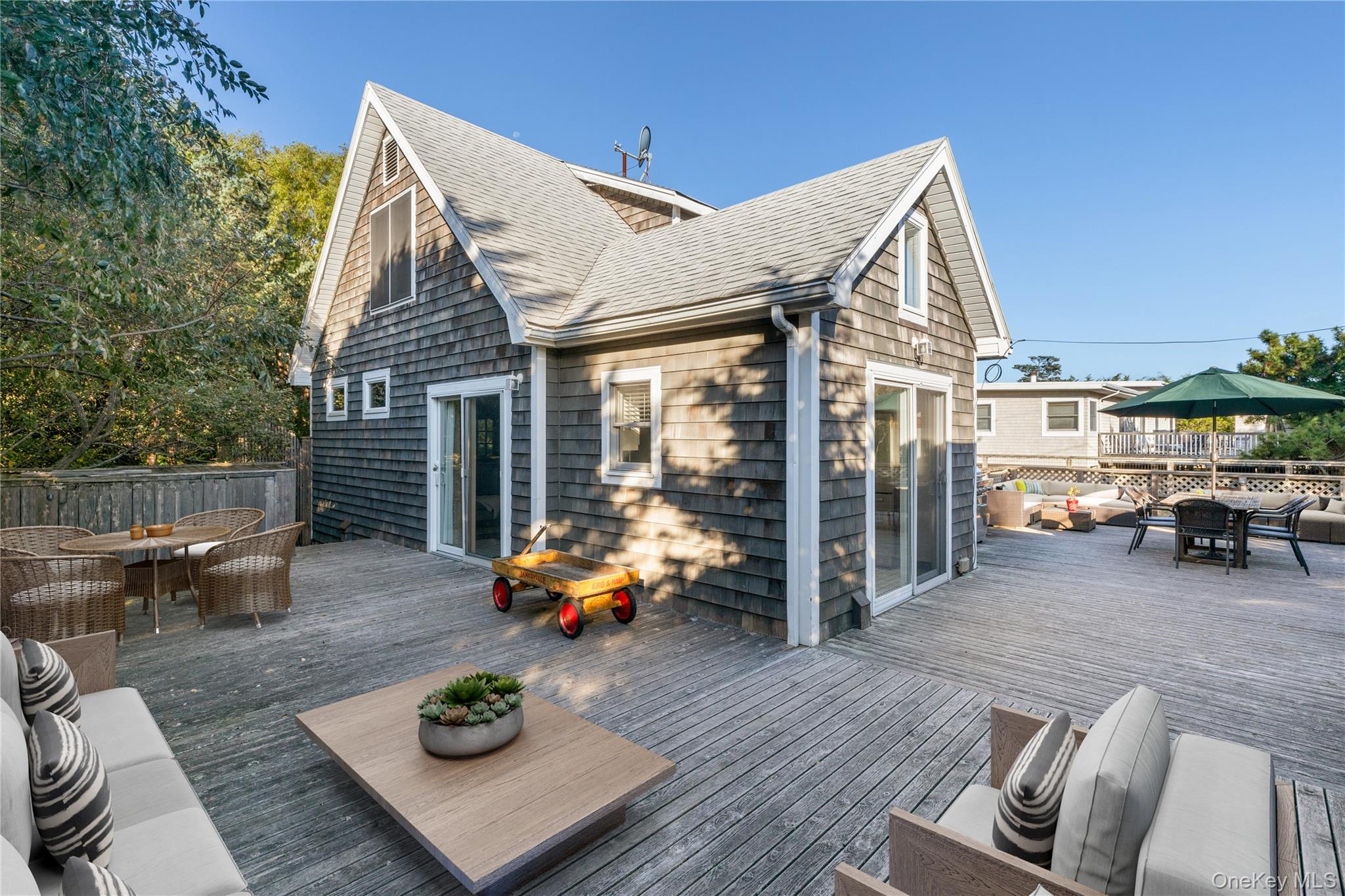 #13 photo, 38 Homesite Avenue, サフォーク郡 Seaview , NY 11770