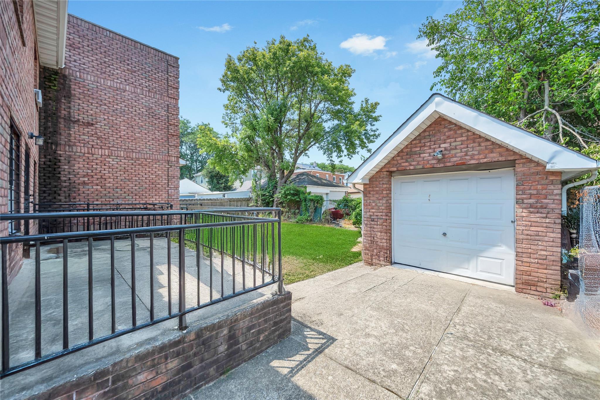 #15 photo, 191-15 119th Avenue, クイーンズ区 Saint Albans , NY 11412