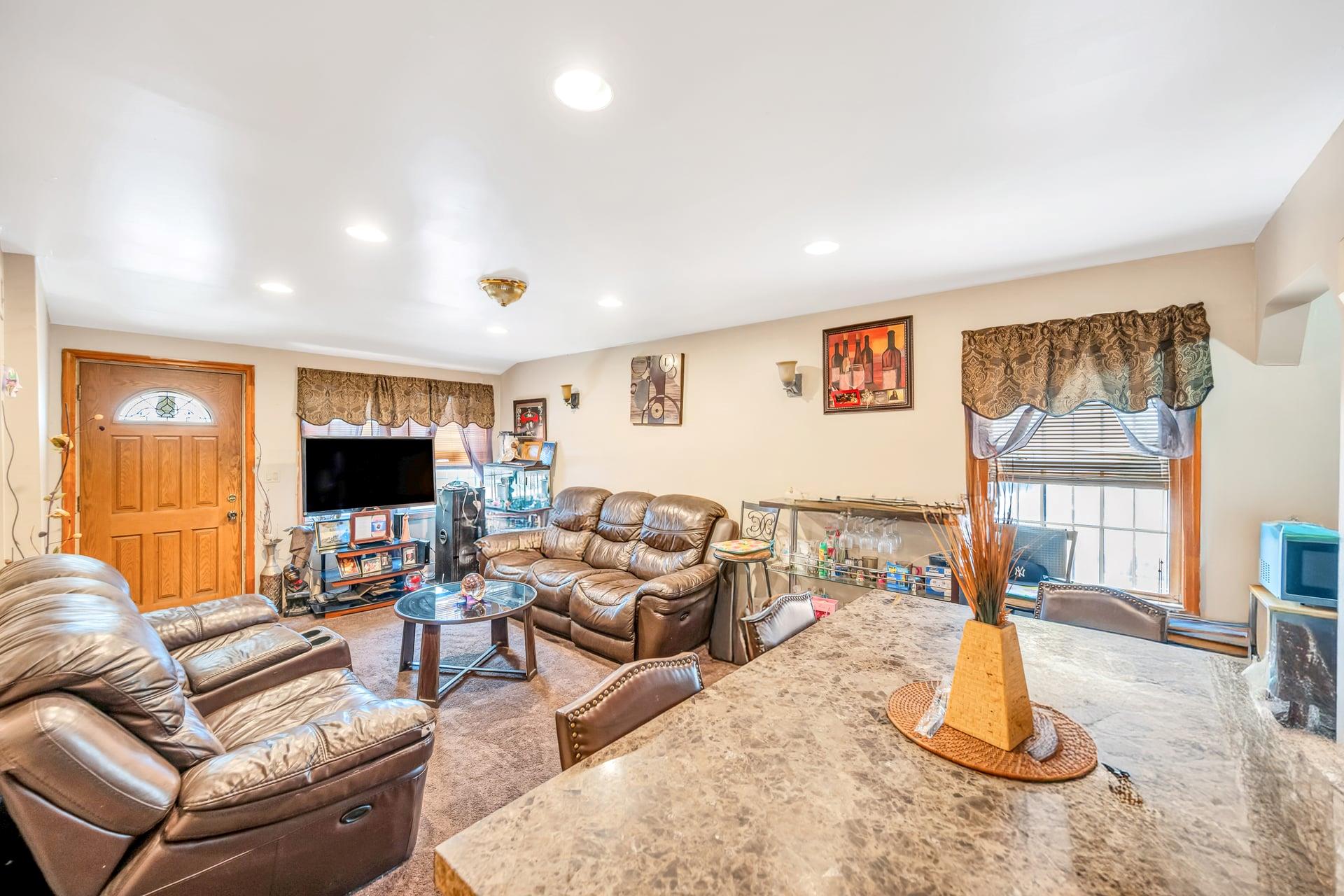 #3 photo, 191-11 119th Avenue, クイーンズ区 Saint Albans , NY 11412