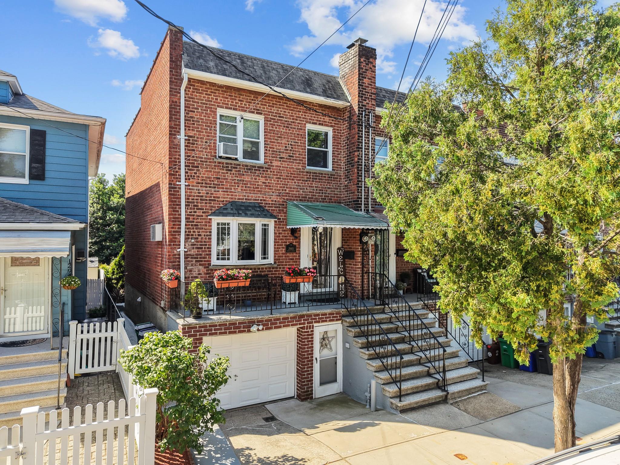 #1 photo, 2940 Dudley Avenue, Bronx , NY 10461