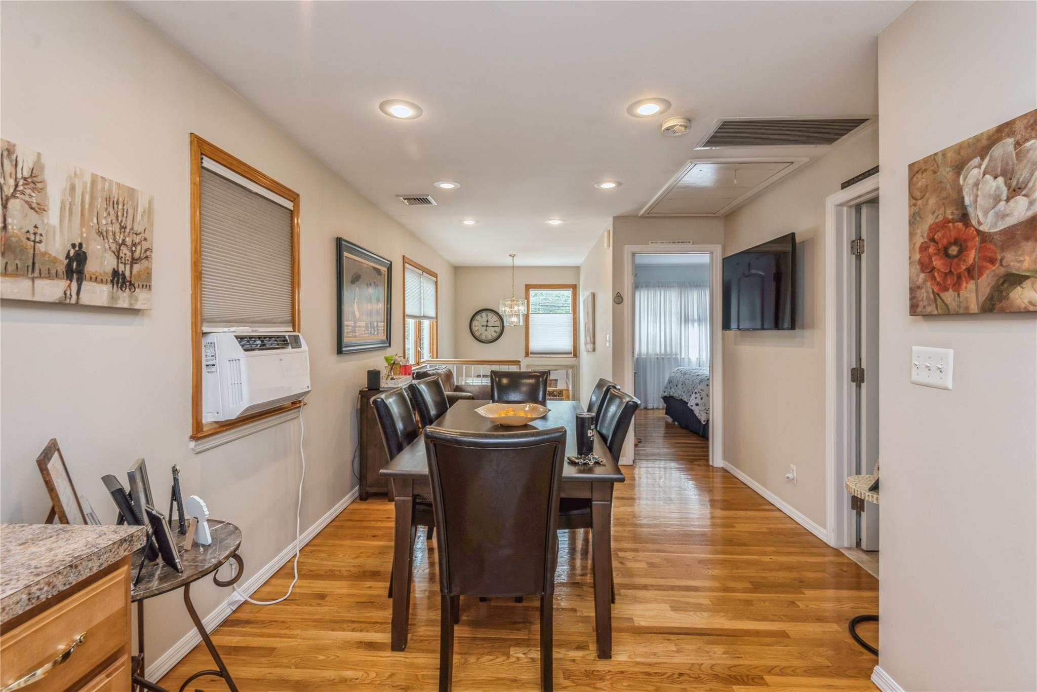 #11 photo, 347 Bayville Avenue, ナッソー郡 Bayville , NY 11709