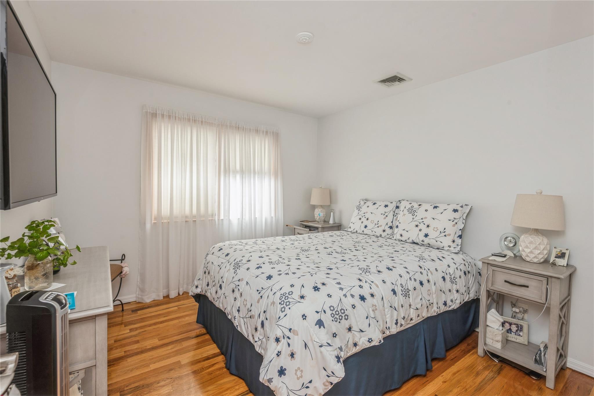 #13 photo, 347 Bayville Avenue, ナッソー郡 Bayville , NY 11709