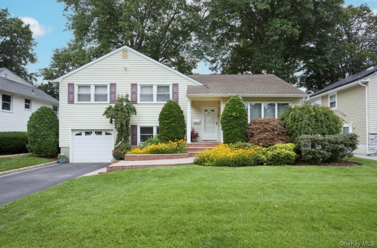 #1 photo, 734 Wenwood Drive, East Meadow , NY 11554