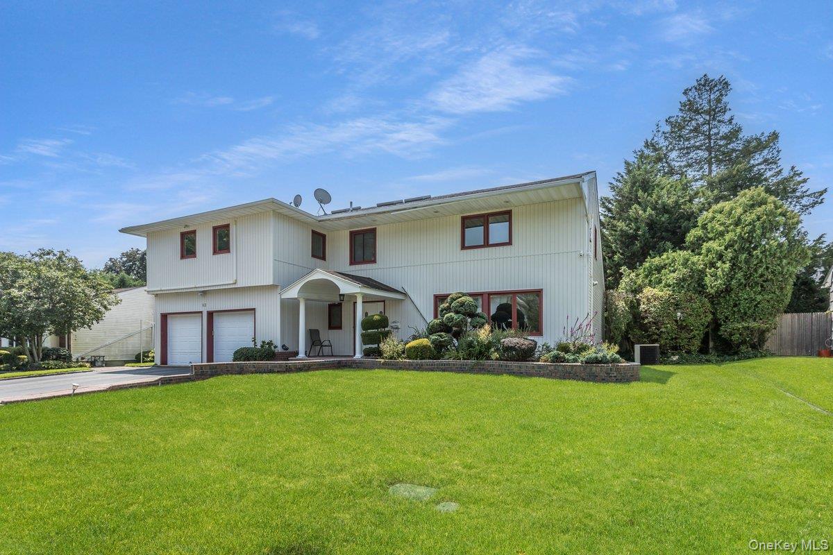 #2 photo, 83 The Dell, Searingtown , NY 11507