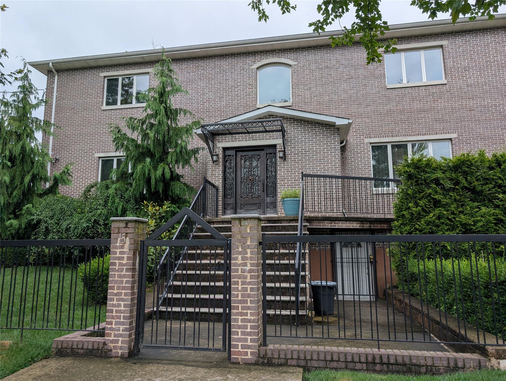 #1 photo, 15 Lenzie Street, スタテンアイランド Staten Island , NY 10312