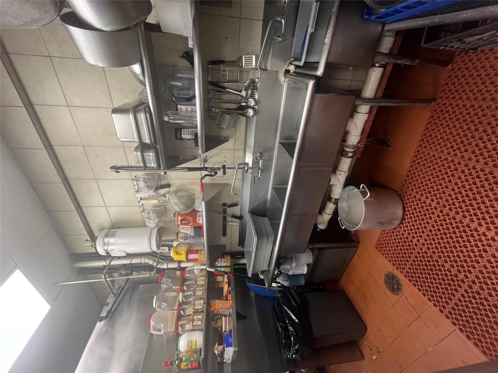 #10 photo, 182B Maple Avenue, ナッソー郡 Rockville Centre , NY 11570