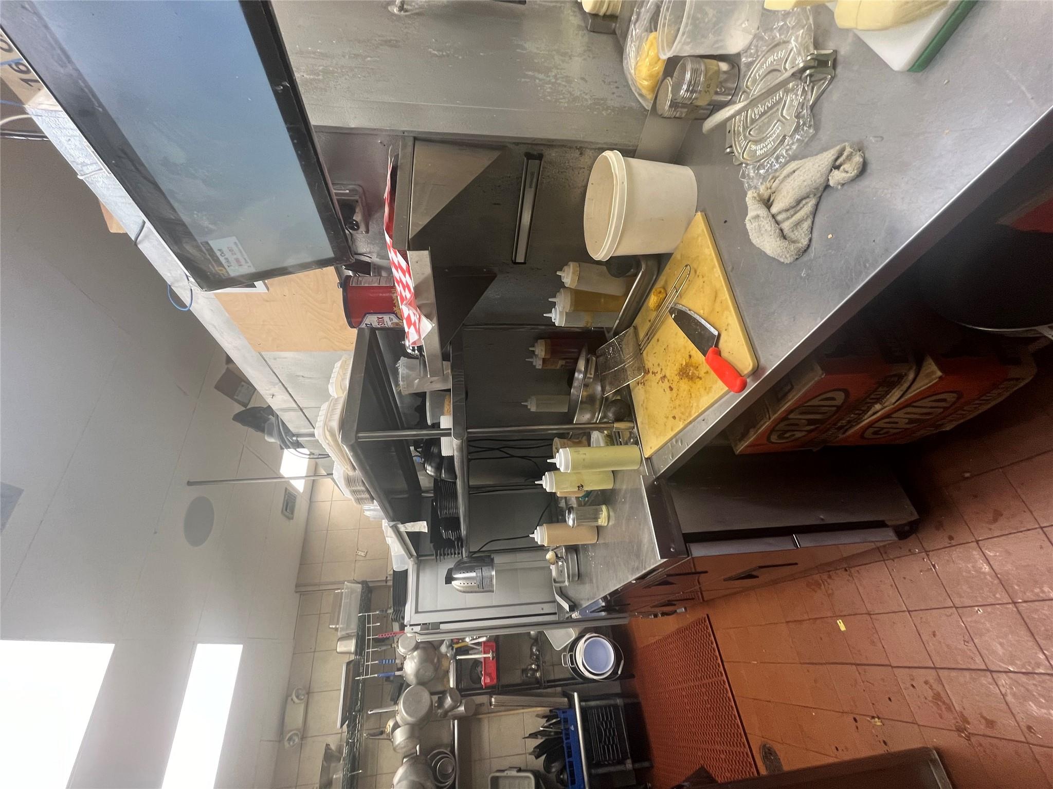 #11 photo, 182B Maple Avenue, ナッソー郡 Rockville Centre , NY 11570