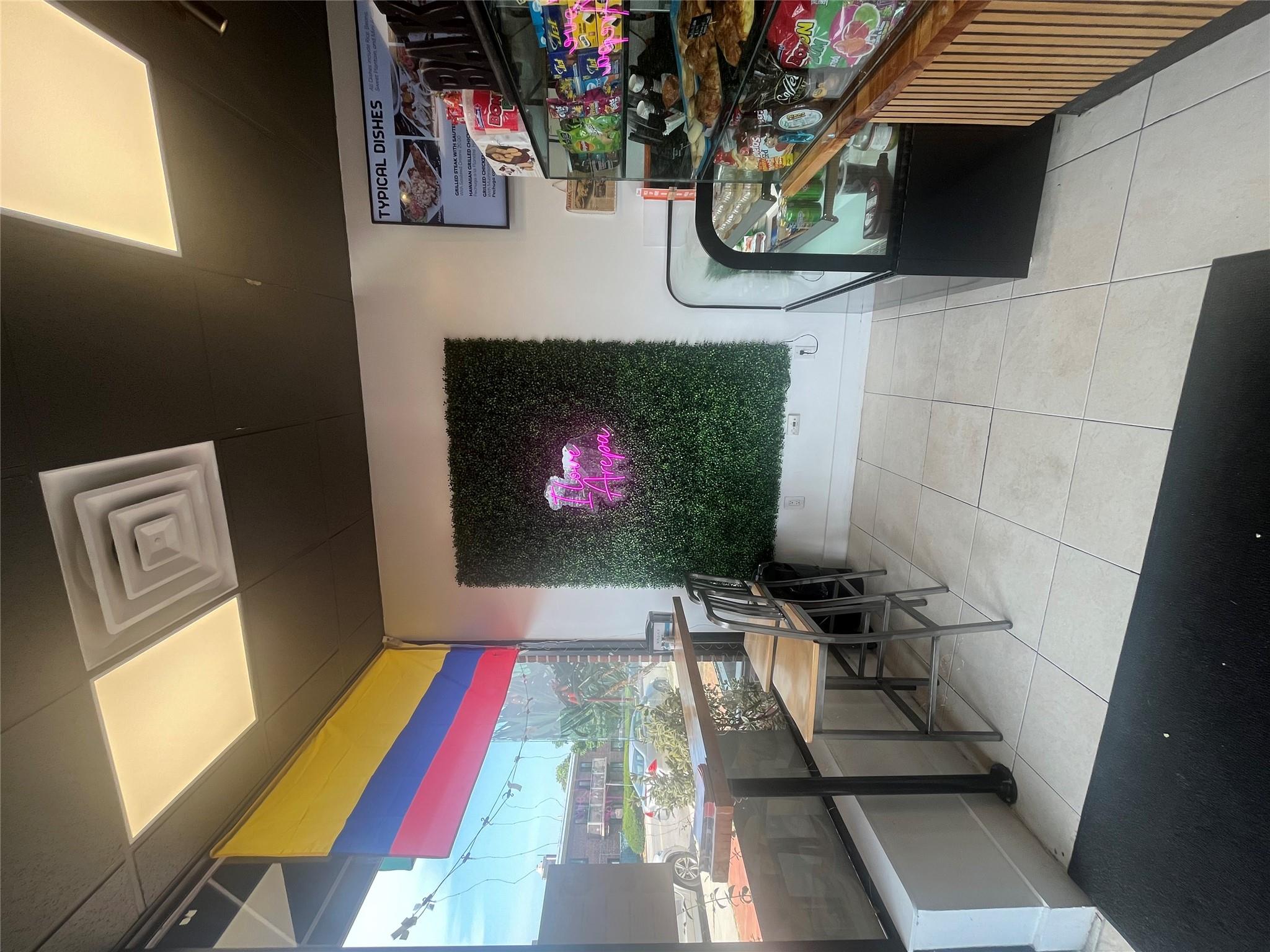 #3 photo, 182B Maple Avenue, ナッソー郡 Rockville Centre , NY 11570