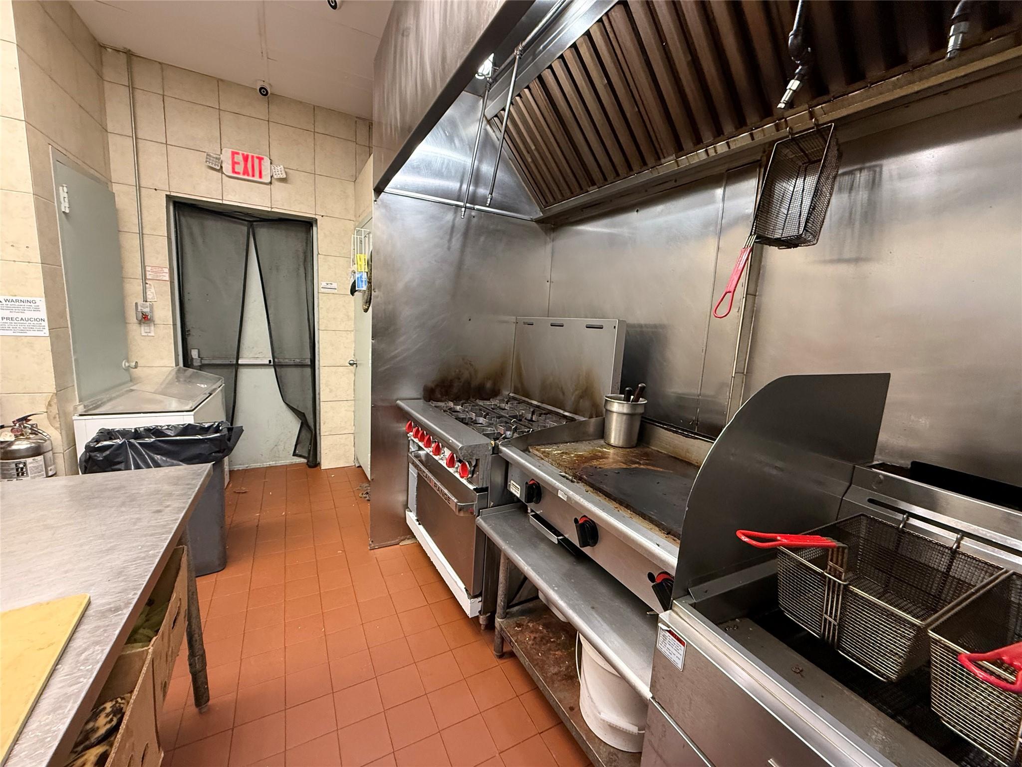 #7 photo, 182B Maple Avenue, ナッソー郡 Rockville Centre , NY 11570