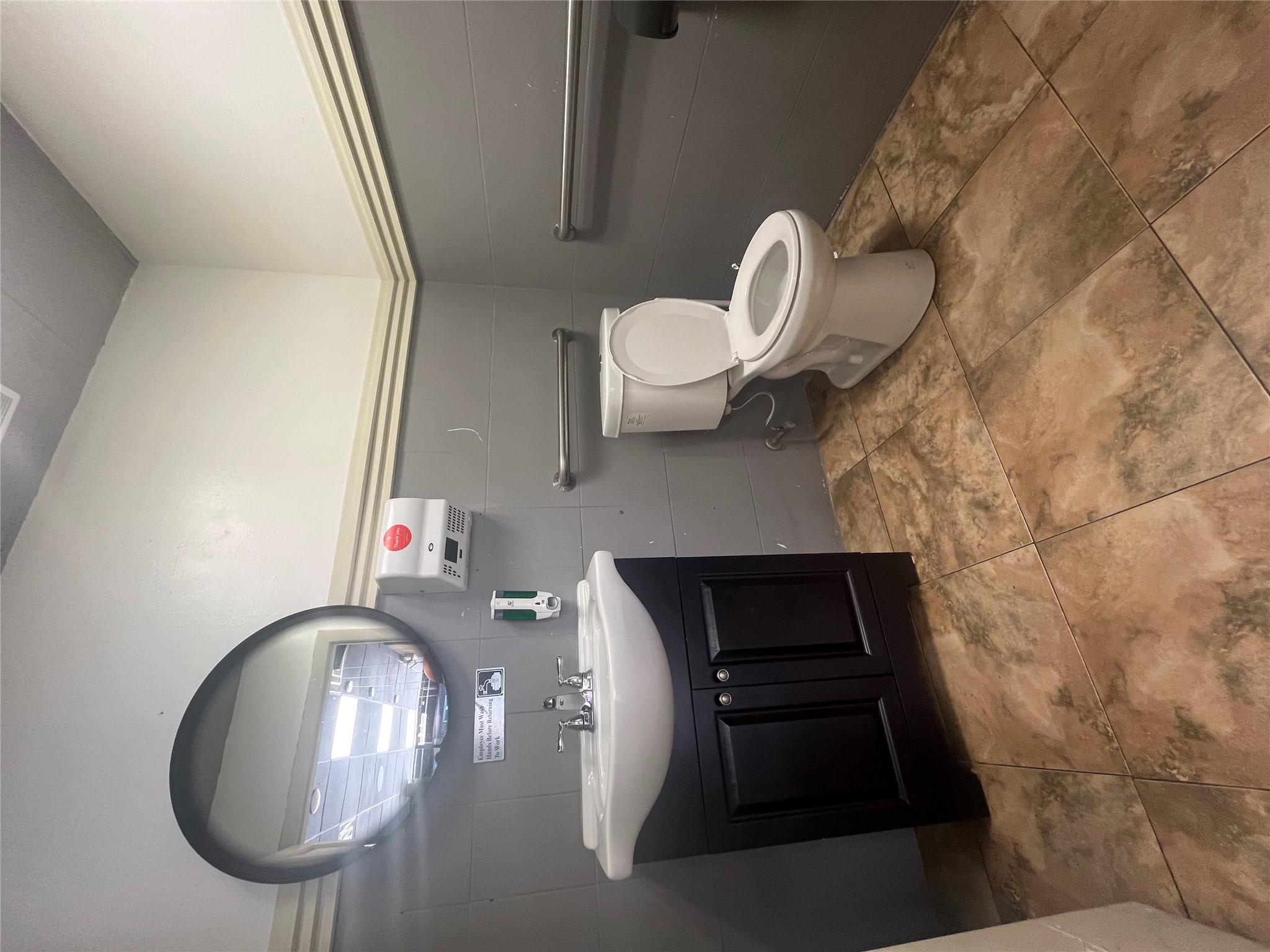 #9 photo, 182B Maple Avenue, ナッソー郡 Rockville Centre , NY 11570