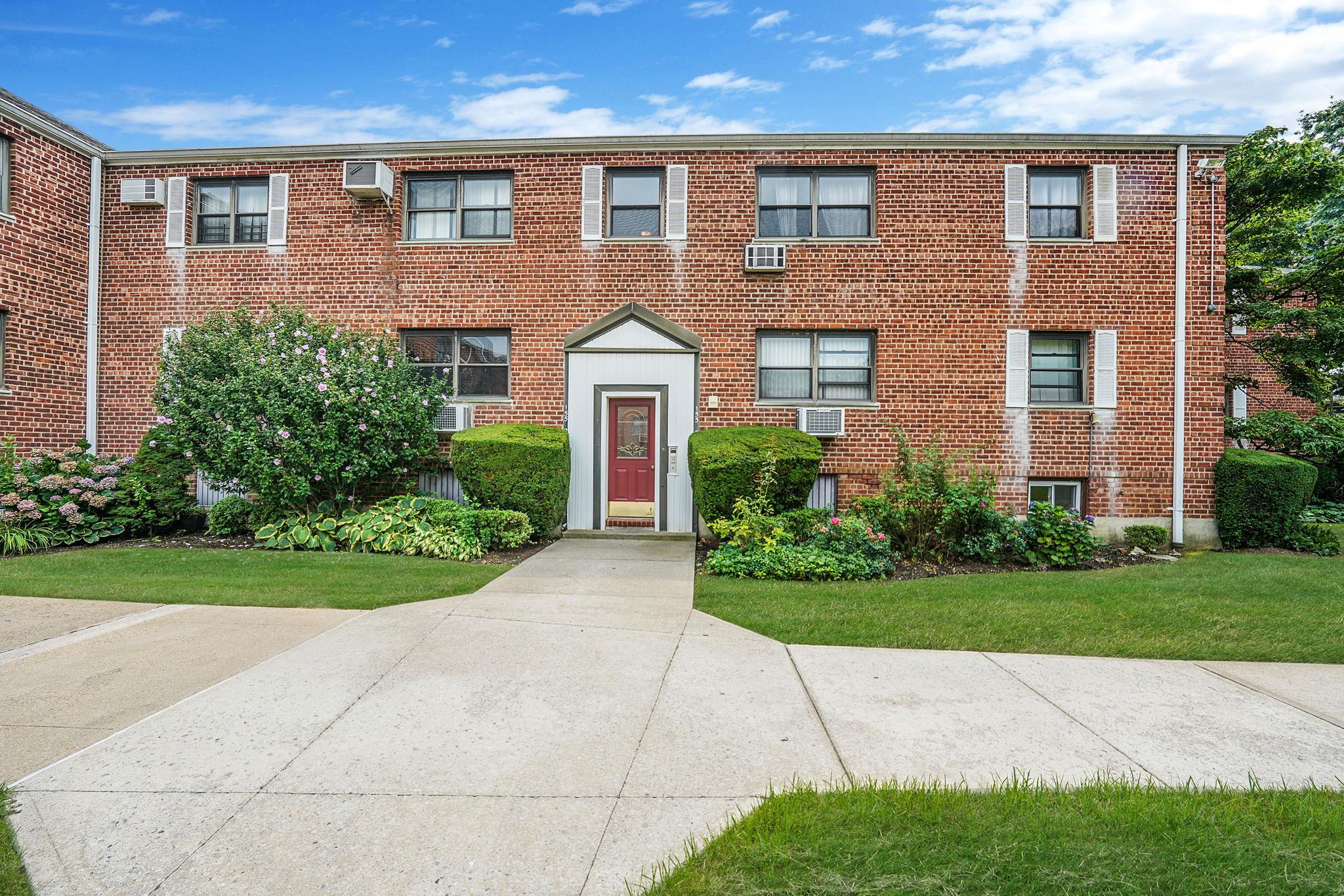 #1 photo, 155-29 84th Street, クイーンズ区 Howard Beach , NY 11414