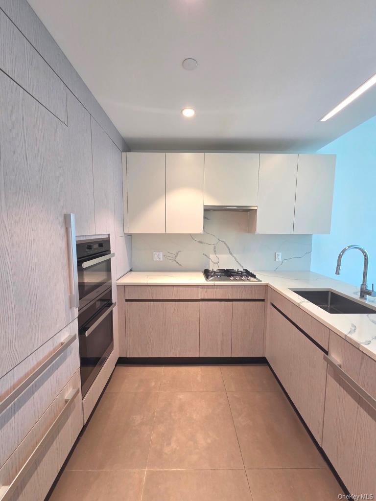 #13 photo, 133-27 39th Avenue, クイーンズ区 Flushing , NY 11354