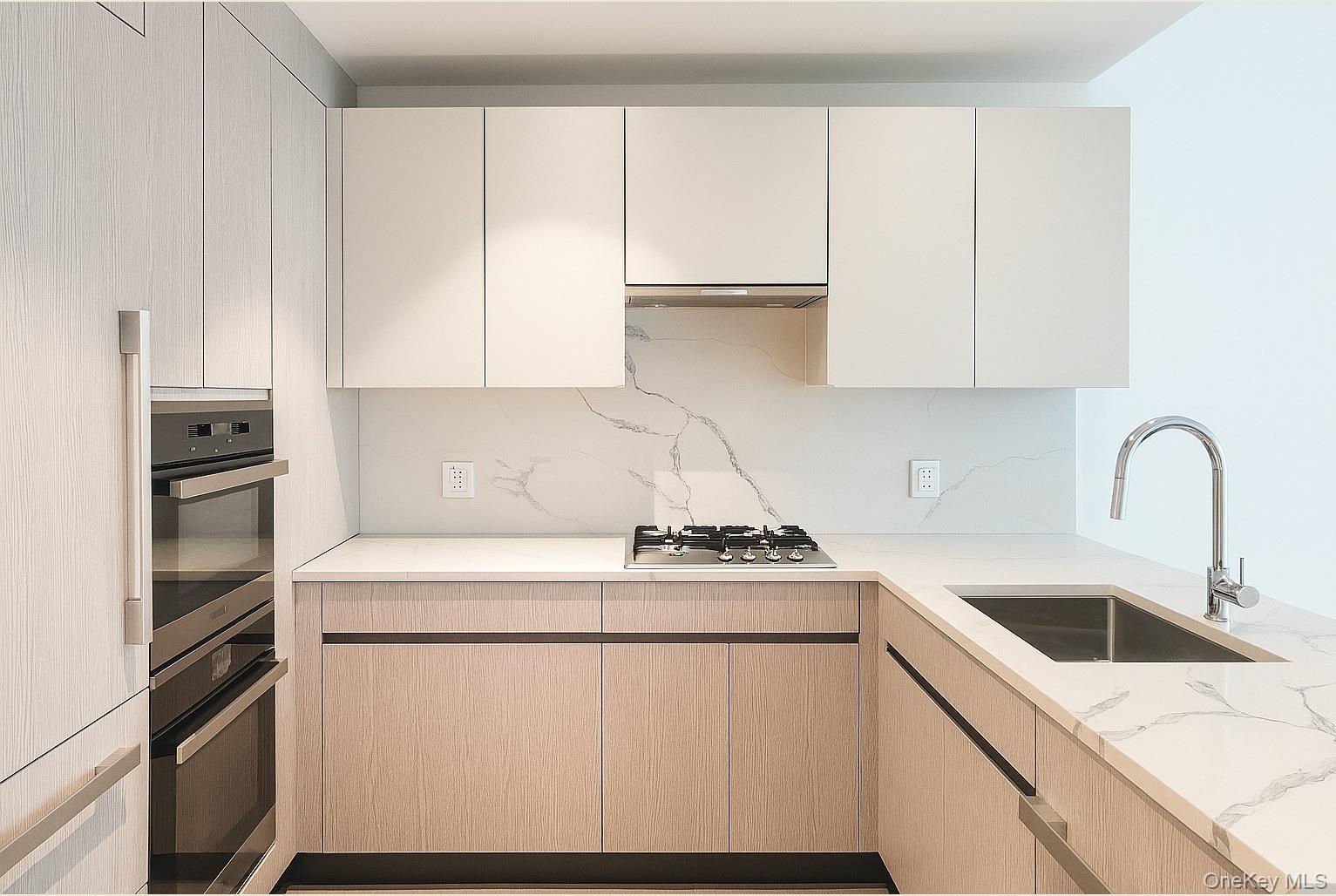 #15 photo, 133-27 39th Avenue, クイーンズ区 Flushing , NY 11354