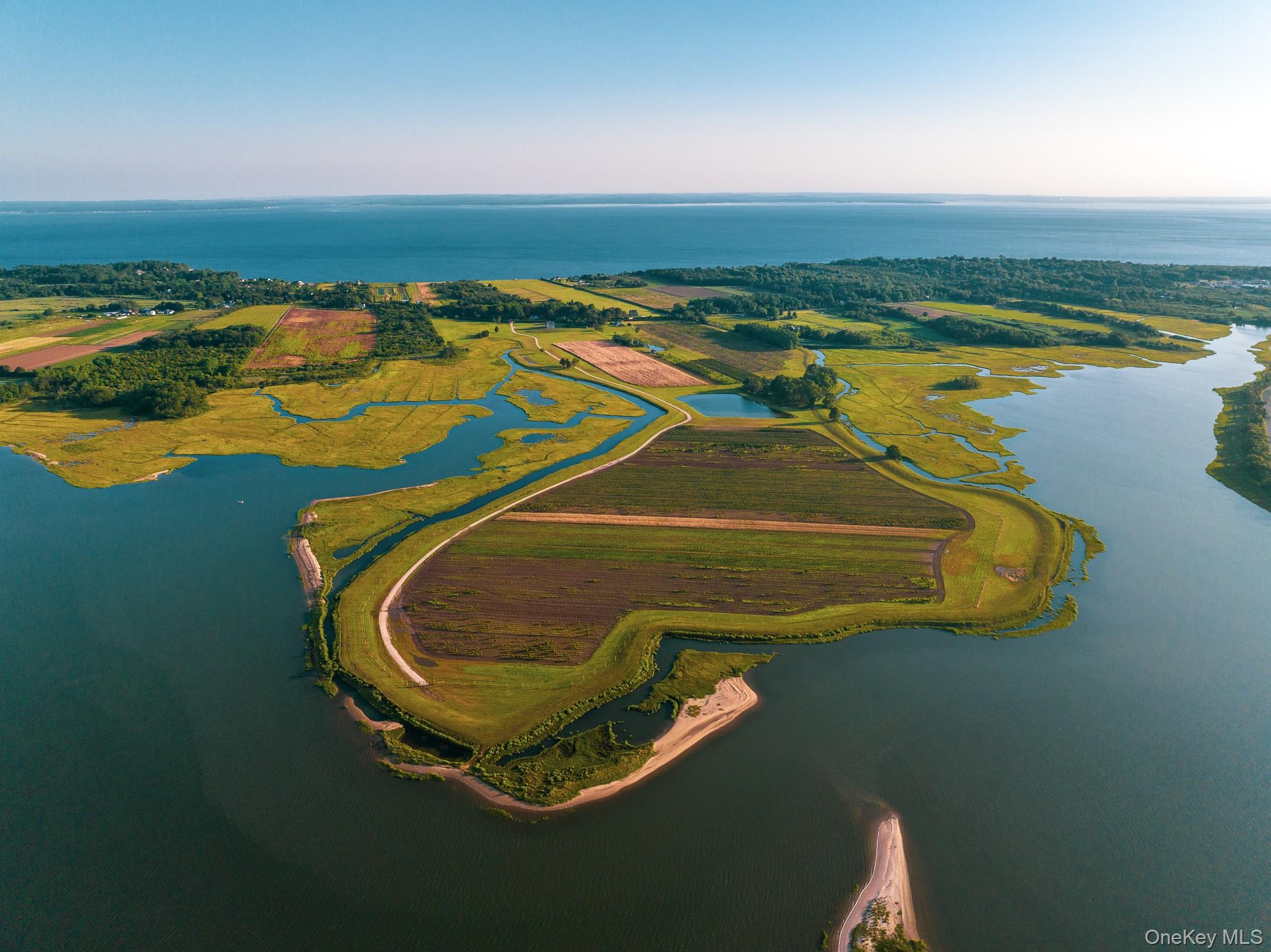 #1 photo, 34600, 34750 & 34920 Route 25, サフォーク郡 Orient , NY 11957