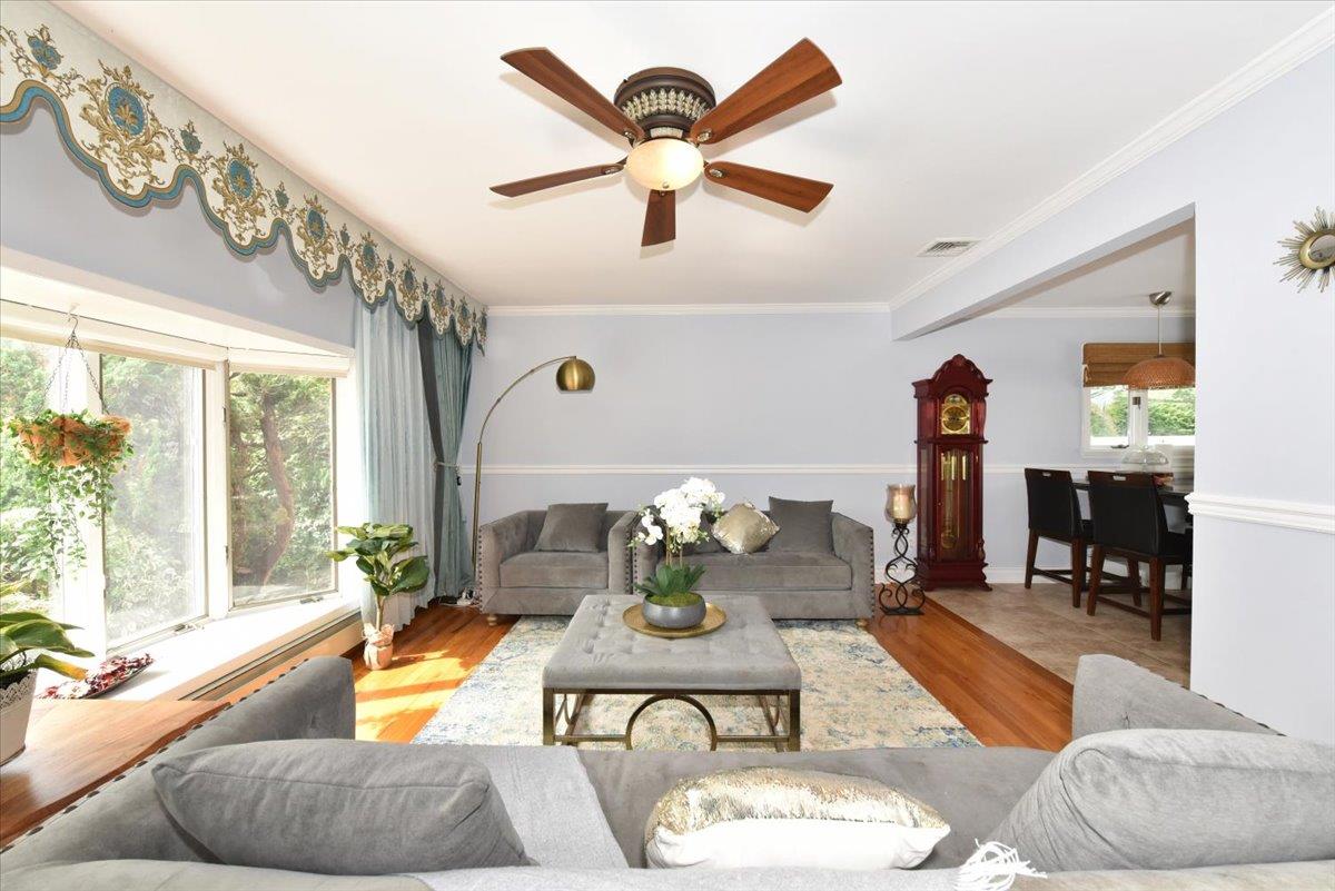 #5 photo, 41 Belle Court, ナッソー郡 Hicksville , NY 11801