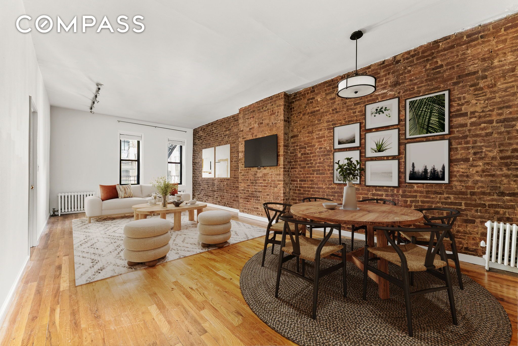 #1 photo, 331 E 92nd Street, マンハッタン Upper East Side , NY 10128