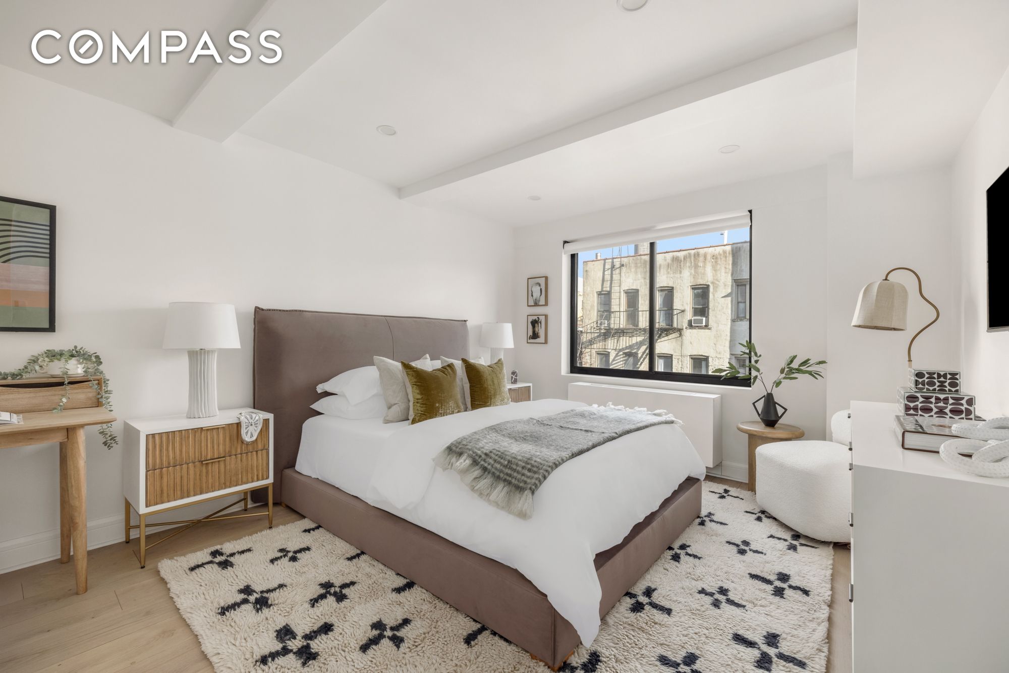 #10 photo, 533 E 12th Street, East Village , NY 10009